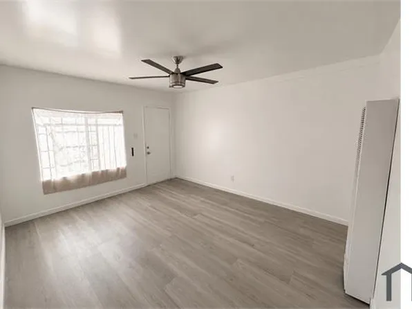 815 1/2 W 62nd Pl, Los Angeles, CA 90044