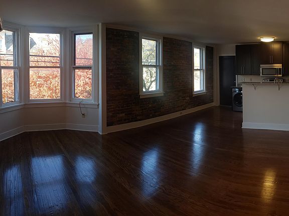 2nd image of 1435 N 2nd St #2L