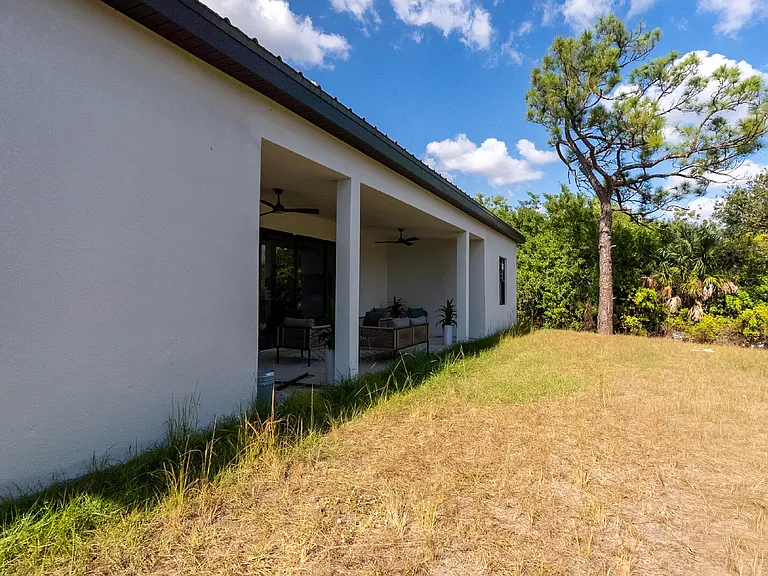 1804 Nimbus Dr — Photo 45