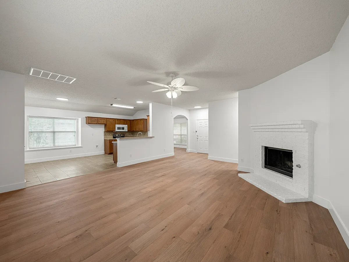 Building Photo - 526 Wyoming Dr