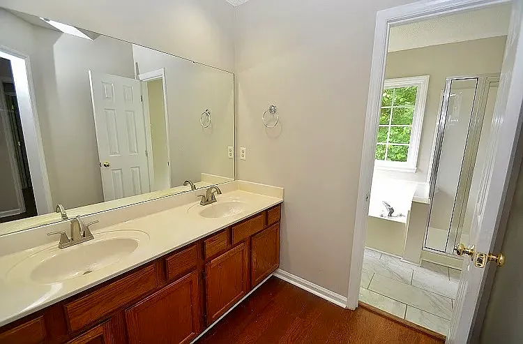 3406 Weatherby Dr — Photo 5