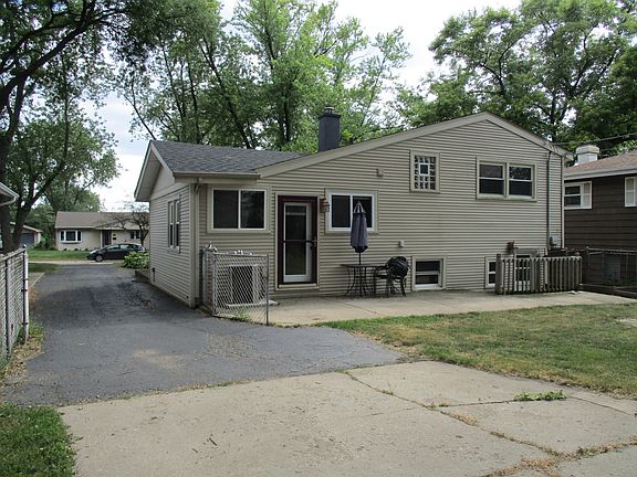 3rd image of 566 Lowden Ave