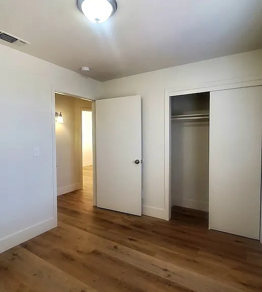1911 E Saginaw Way #202 — Photo 8