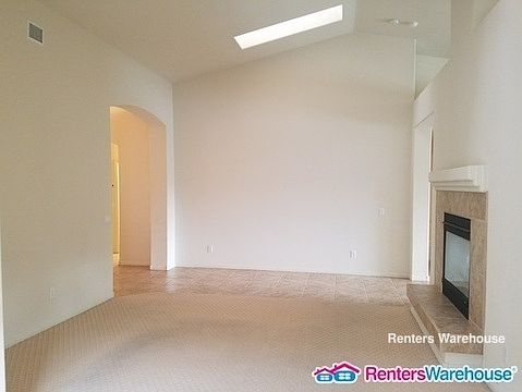 3rd image of 3679 Waynesvill St