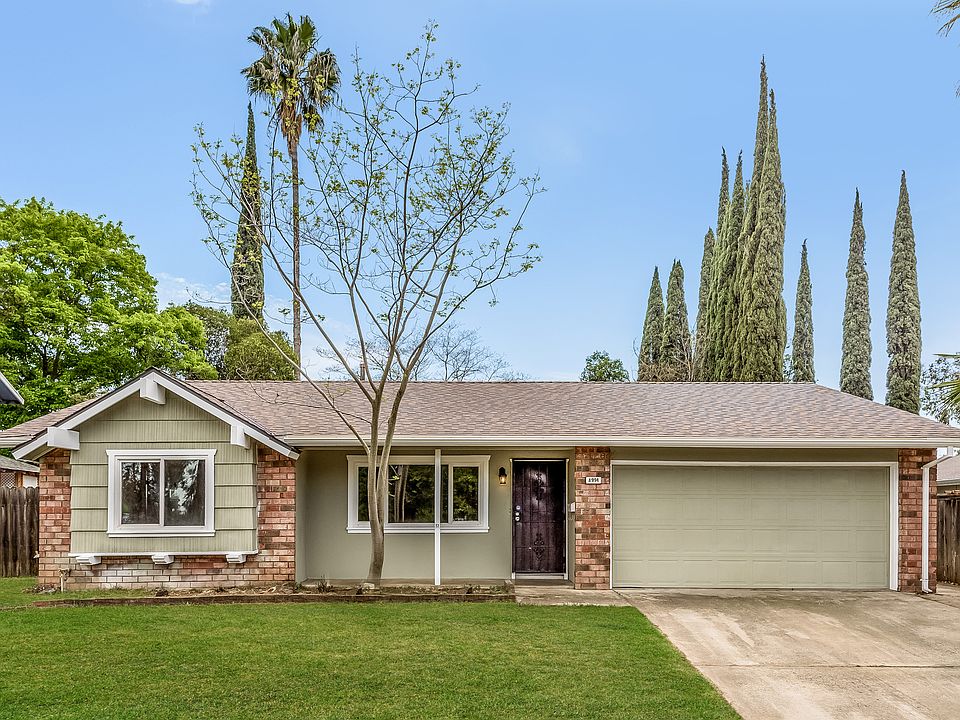 1st image of 8994 Salmon Falls Dr