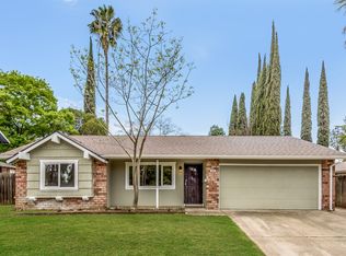 8994 Salmon Falls Dr, Sacramento, CA 95826