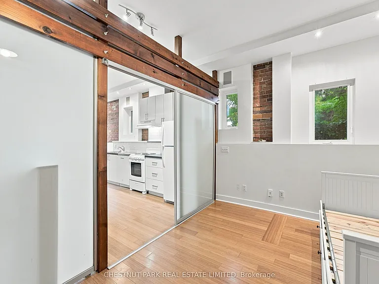 208 Greenwood Ave #1 — Photo 15