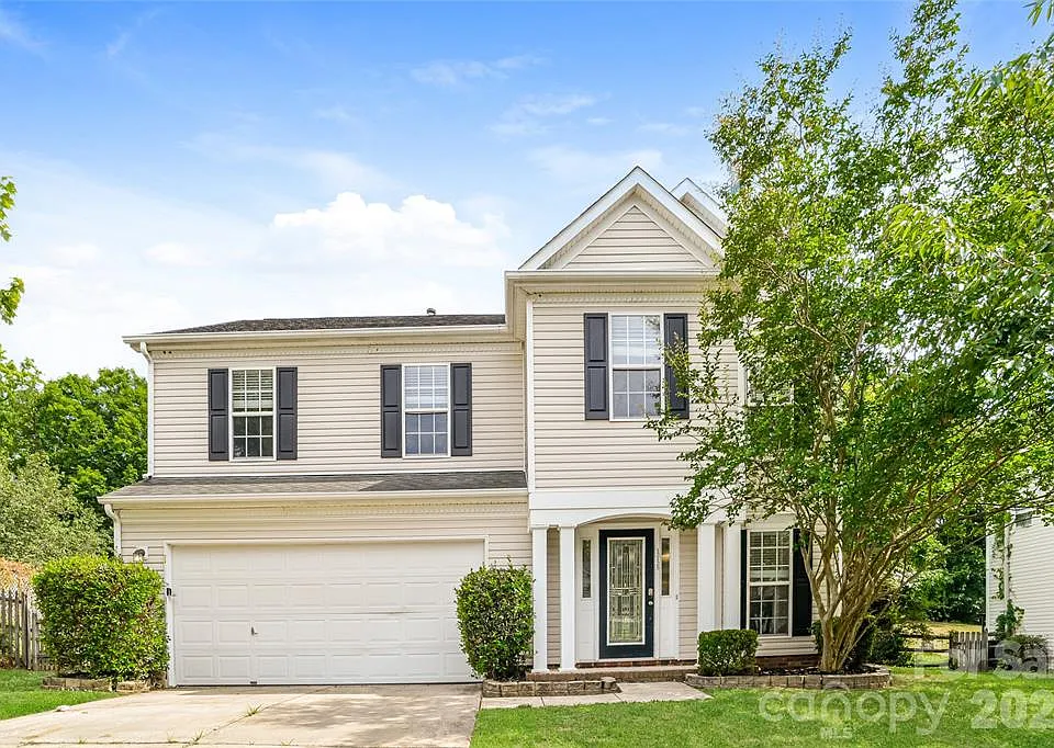 12125 Winghurst Dr