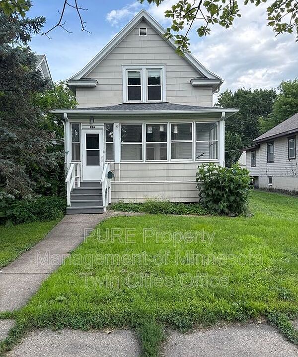 1st image of 894 21st Ave SE