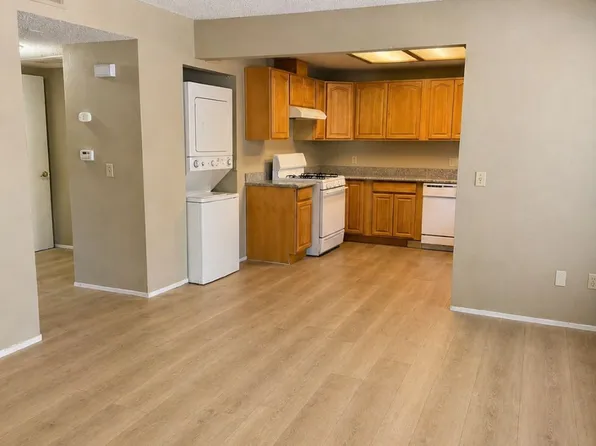 32 W 7th St #C, Tracy, CA 95376