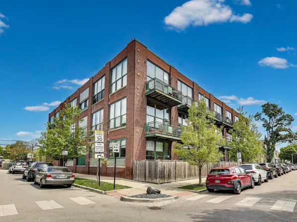 2654 W Medill Ave APT 202, Chicago, IL 60647