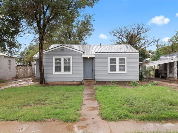 406 10th St, Levelland, TX 79336