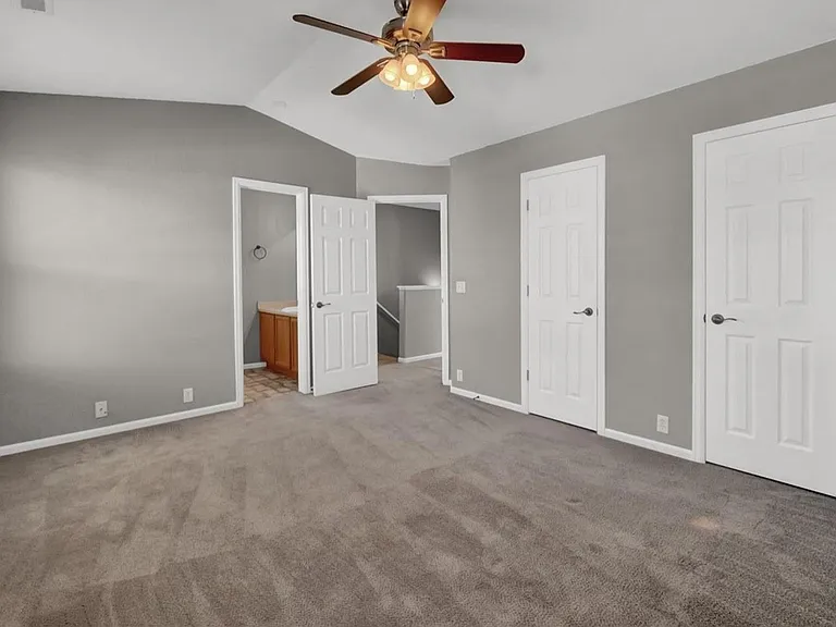 2038 Creekridge Point — Photo 11