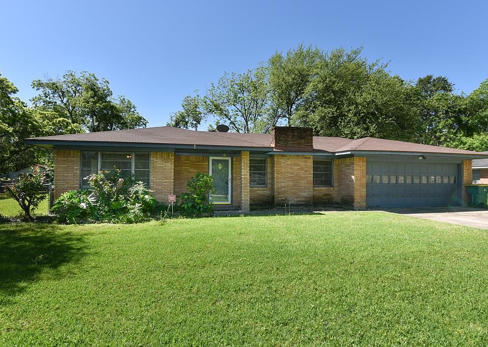 1st image of 2509 Cedar Ave