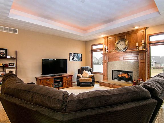 5th image of 6581 Deer Isle Dr