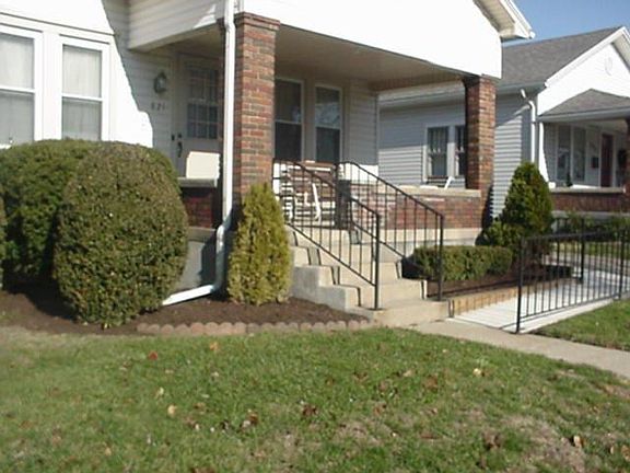 3rd image of 821 Cottage Ave