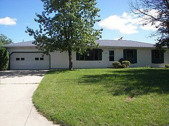 1st image of 825 Friar Tuck Dr