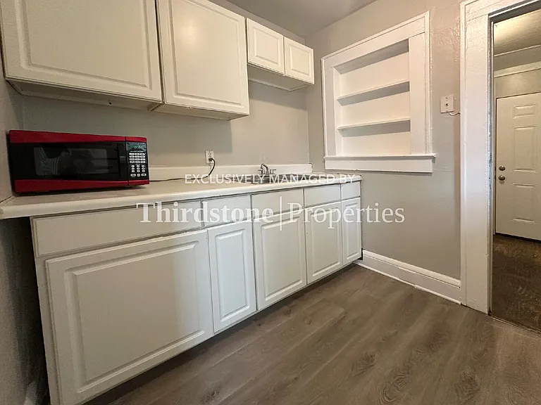 3048 Hunt St — Photo 7