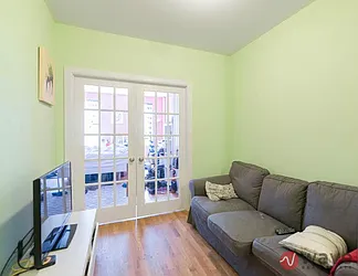 Rented by Wave Real Estate Group