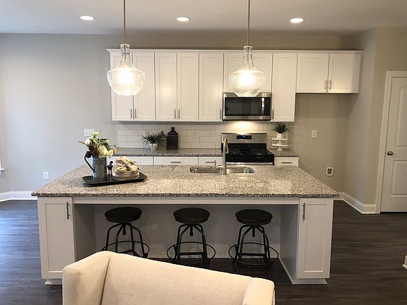 The Hanover Bedford at Flowers Plantation Kitchen