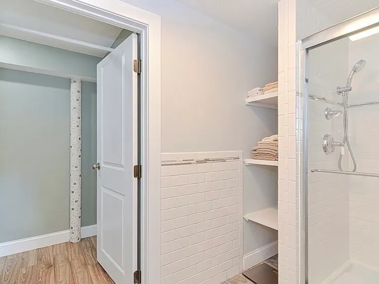 36 Alleyne St #1 — Photo 25