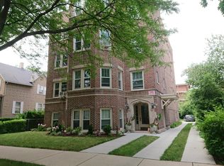 2216 W Morse Ave APT 2, Chicago, IL 60645