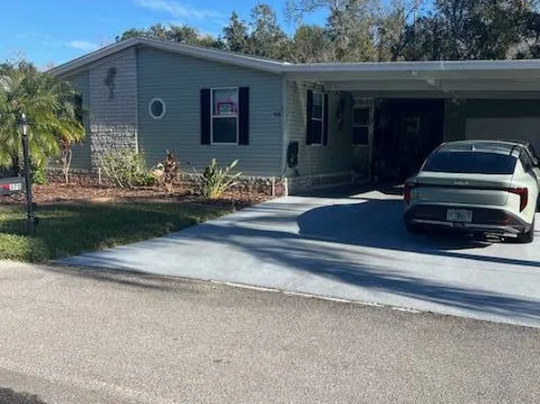 370 Waldorf Dr, Auburndale, FL 33823