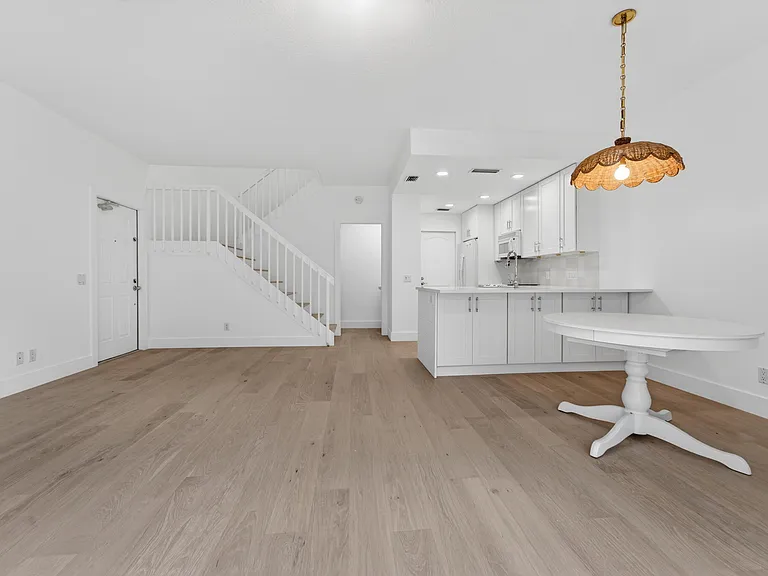 3 Oakland Ct — Photo 12