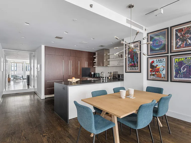 133 W 22nd St #7E — Photo 5