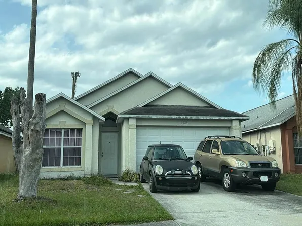7029 Carna Ct, Orlando, FL 32807