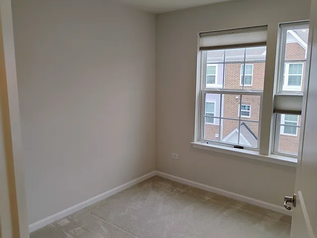 936 Jenkins Ct — Photo 21