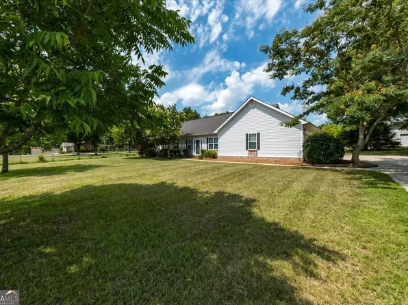 386 Jackson Ct, Byron, GA 31008