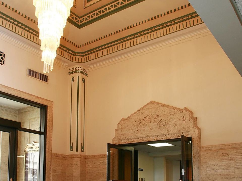 2nd image of 2 W 6th St Ste 204