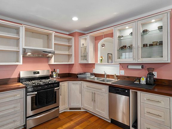 5th image of 1406 South Avenue
