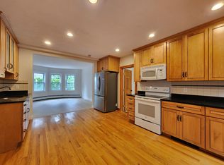 27-29 Knapp St #1, Somerville, MA 02143