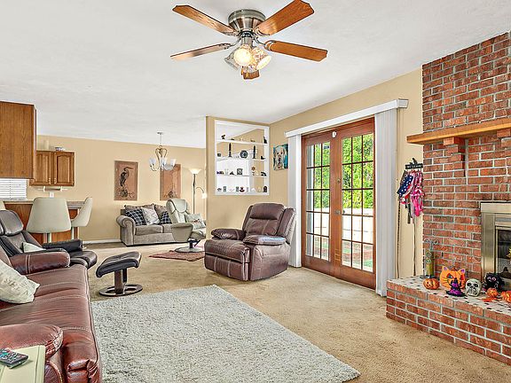 3rd image of 5279 Barhydt Ave