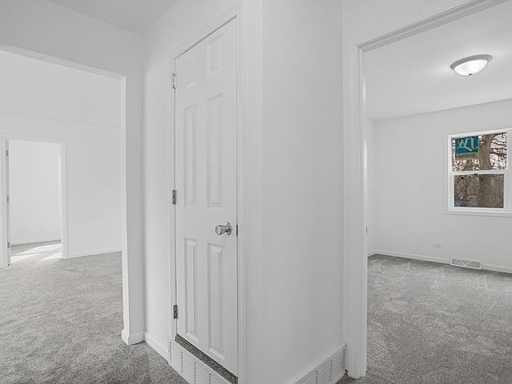 2nd image of 54 Hillcrest Ave