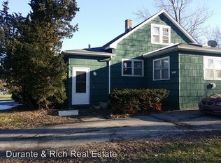 2521 Maple Ave, Downers grove, IL 60515