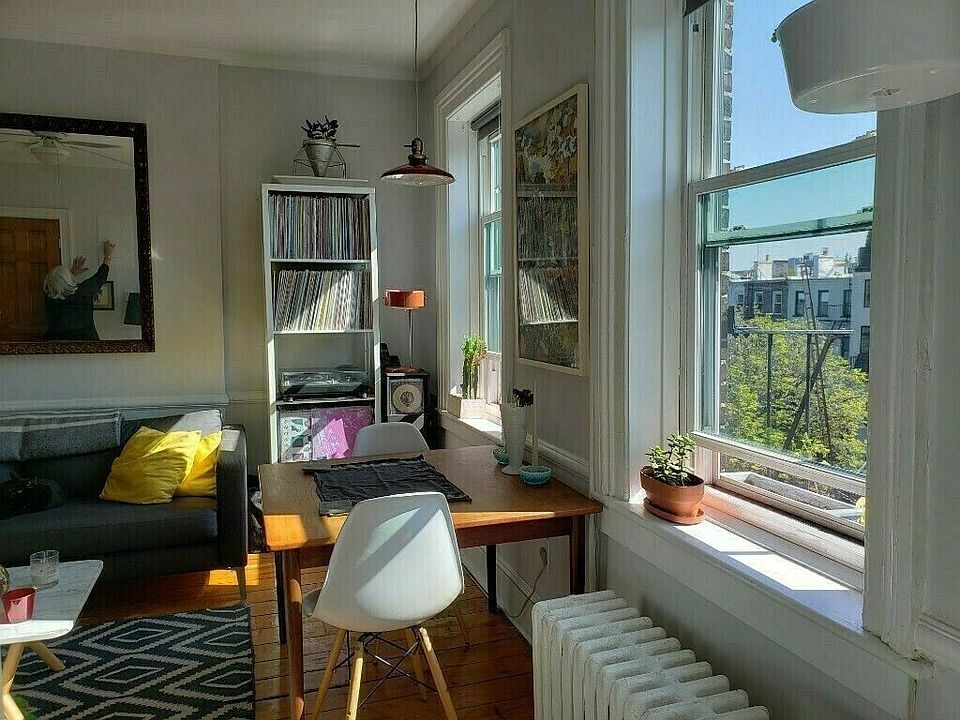 1st image of 388 Degraw St #3