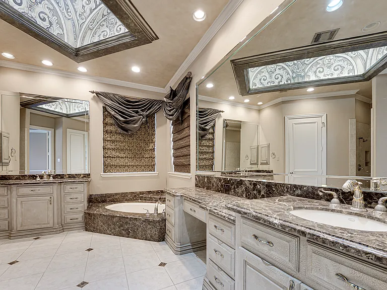 5004 Castle Creek Ct — Photo 19