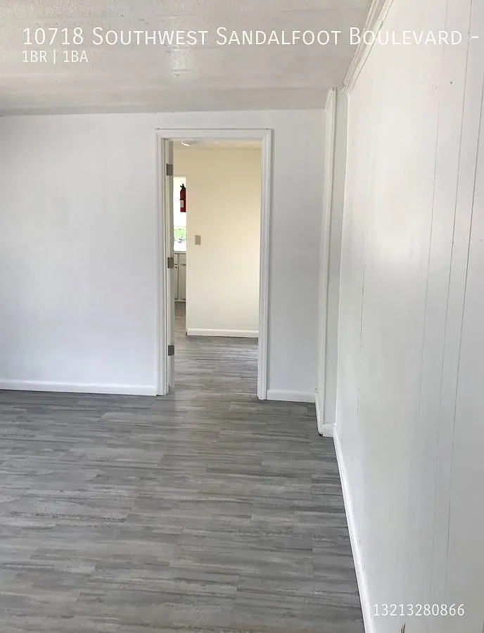 Large Studio Apartment in Mobile Home Community Boca — Photo 4