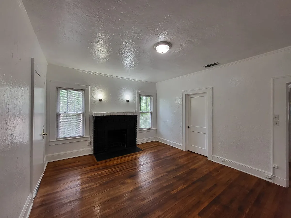 Building Photo - 4550 Notter Ave #4550