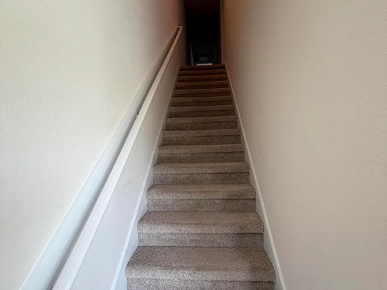 64 Java Ln — Photo 16
