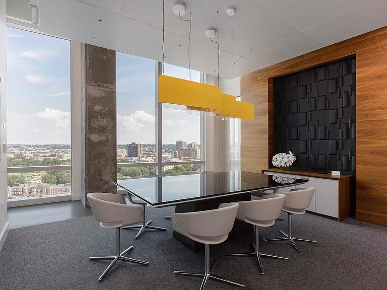 Pierce Boston — Photo 11