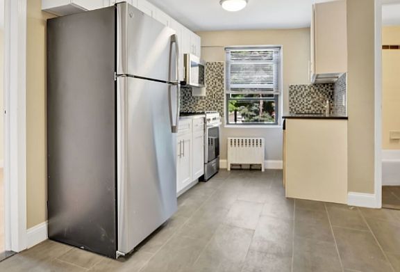 4th image of 26-43 18th St #2T