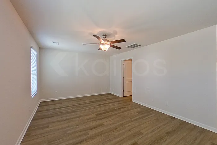 118 Overstreet Way — Photo 10