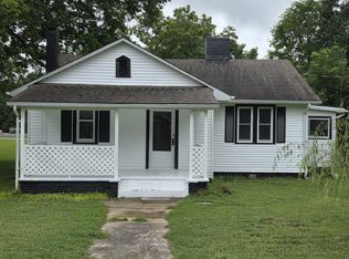 106 Nooe St, Pittsboro, NC 27312