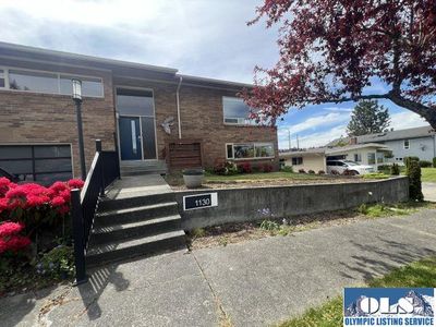 1130 E 9th St, Port Angeles, WA, 98362