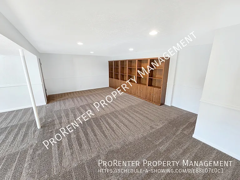 1347 W 1800 N — Photo 25