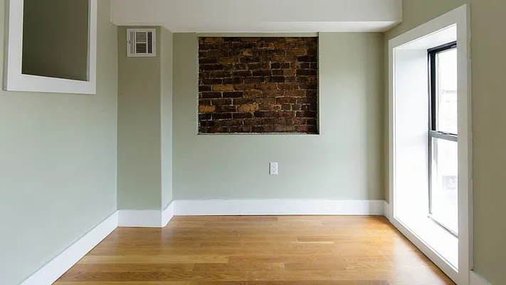 Rented by Nooklyn NYC LLC | media 21